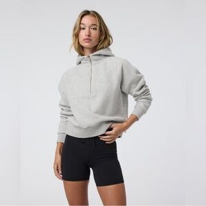 Vuori Restore Half Zip Hoodie Women's Fleece‎ Pullover Small Light Heather Grey
